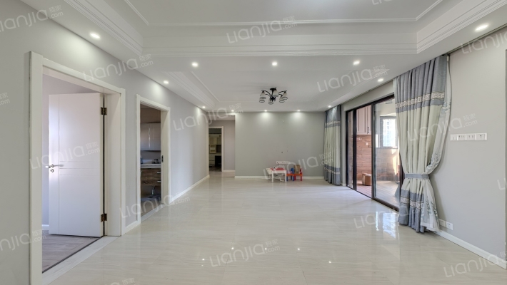 城发红谷十二庭二手房实景图