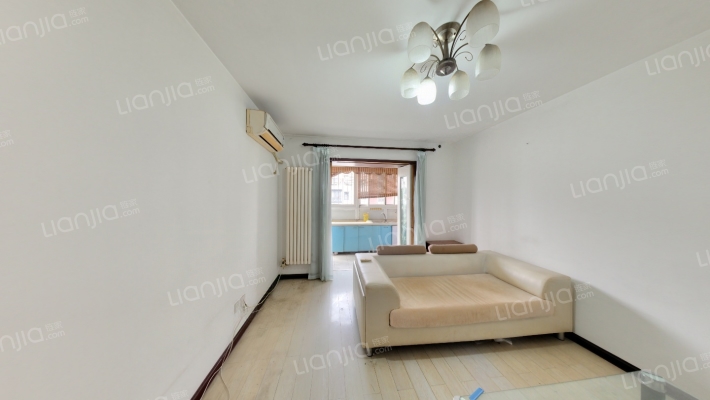 艳益家园二手房实景图