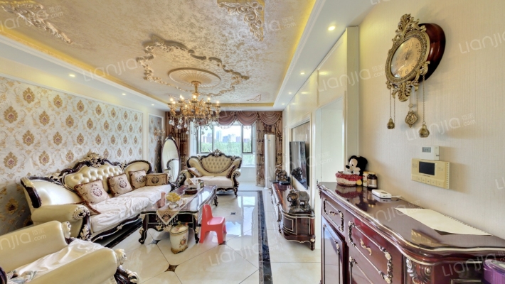 万科东湾半岛B区二手房实景图