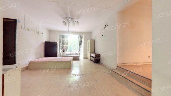 春语花间二手房实景图