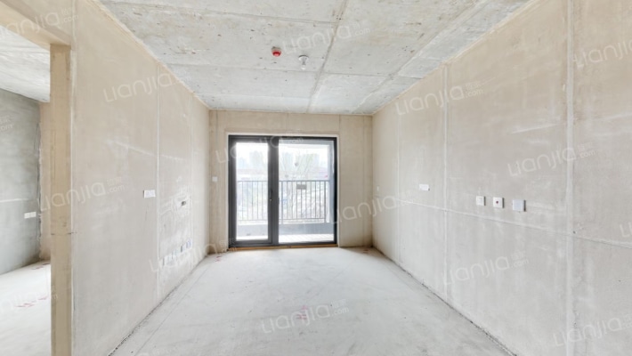 华海保险家园二手房实景图