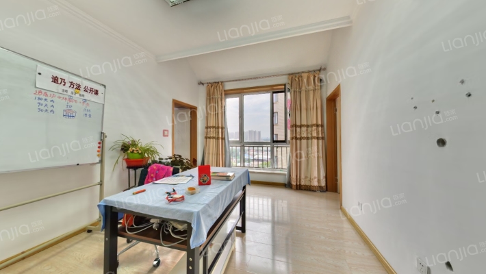 伟桥金北嘉园二手房实景图