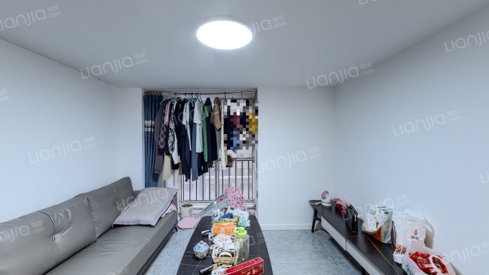 天山世界之门二手房实景图