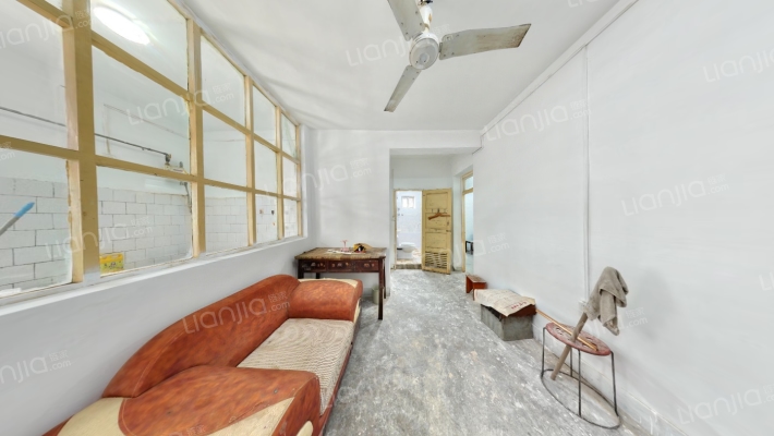 龙首东北小区二手房实景图