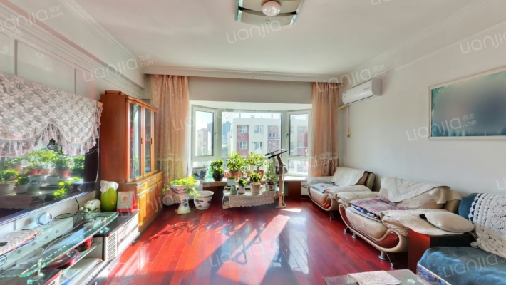 港湾公寓二手房实景图