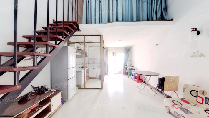 米兰雅居二手房实景图