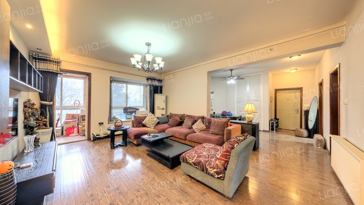 齐力碧水湾二手房实景图