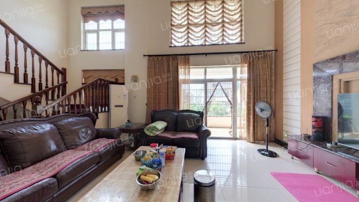 八方小区D区二手房实景图