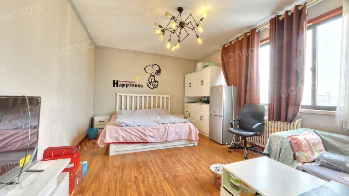 城市风景夏日景色一期二手房实景图