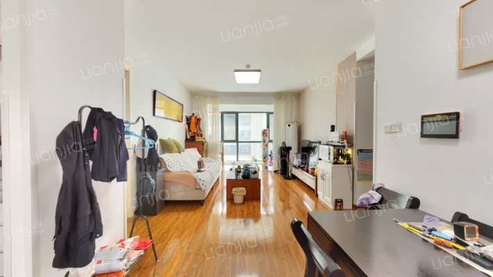 越秀天悦海湾二手房实景图