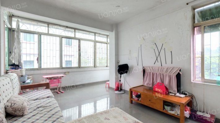 港前路197号大院二手房实景图