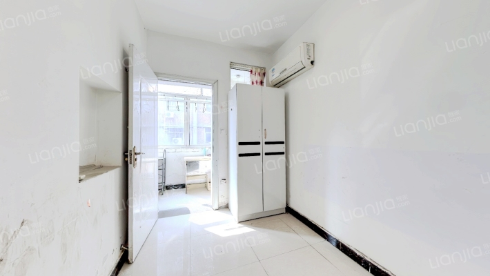 岗杜街122号院二手房实景图