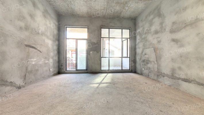 银诚归墅二手房实景图