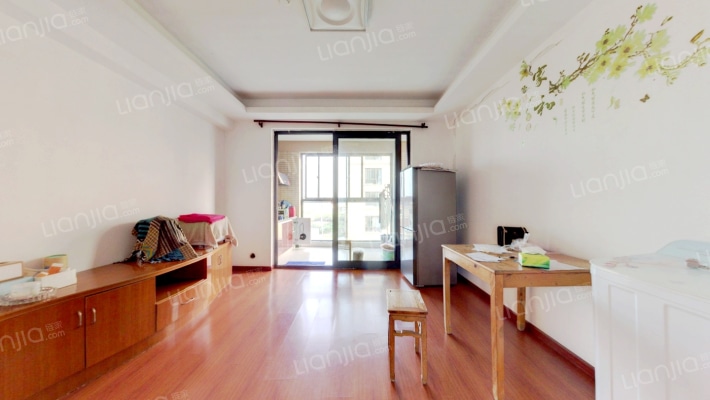 万泰华庭二手房实景图