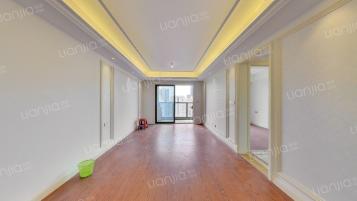 海尔翡翠文华G区二手房实景图