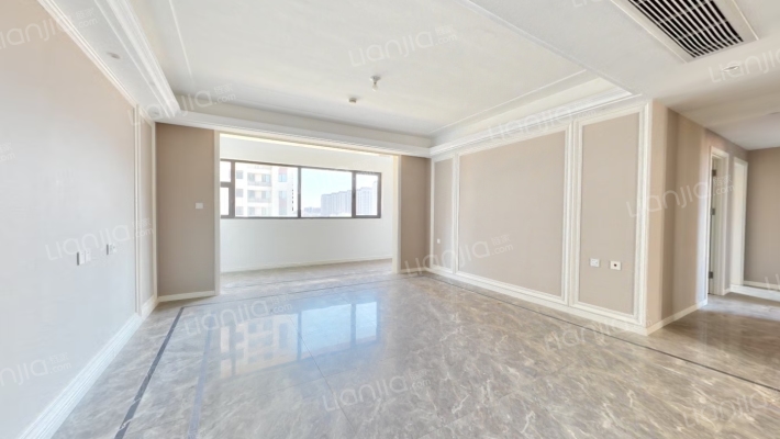 新城红岛湾朗隽二手房实景图