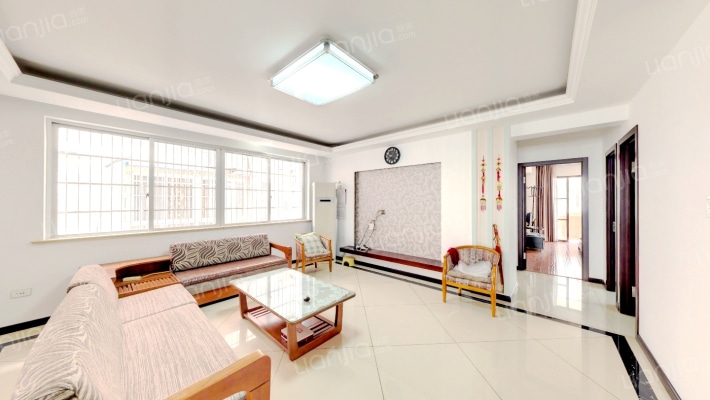 新丰小区二手房实景图