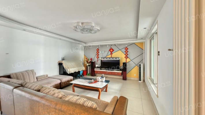 文华苑B区二手房实景图