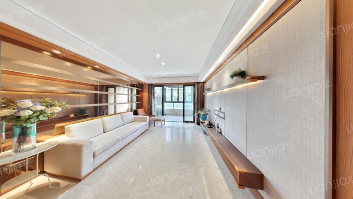 国贸蓝湾二手房实景图