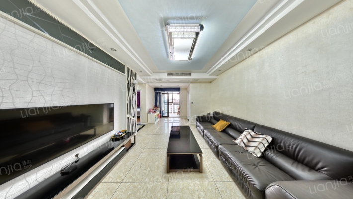 凤凰湾驭城二手房实景图