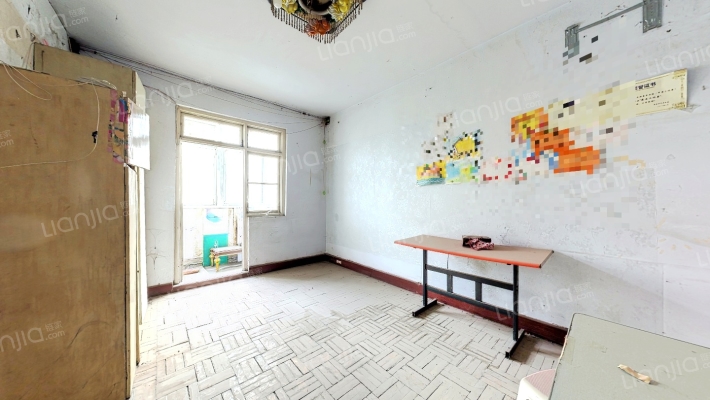 伏牛路139号二手房实景图