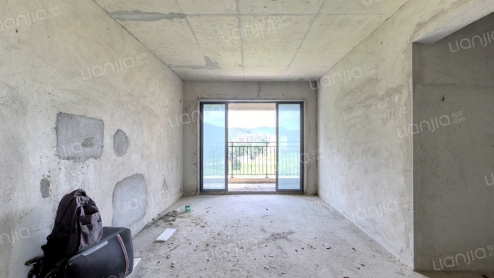 瑞信尊域二手房实景图