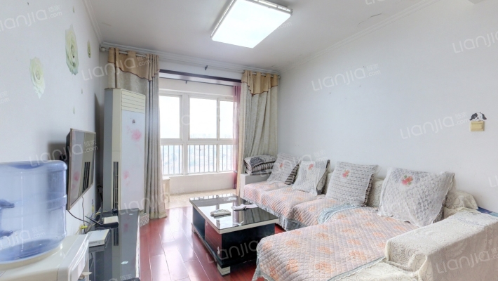 香槟城二手房实景图