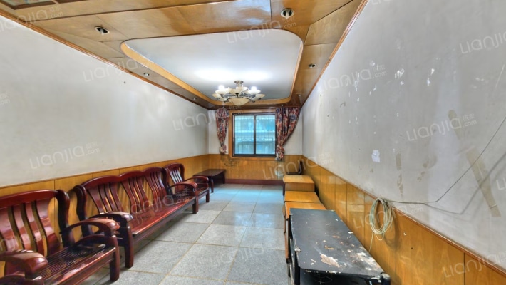 青山路7号二手房实景图