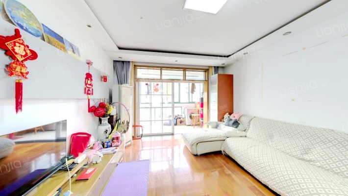 新龙佳苑二手房实景图