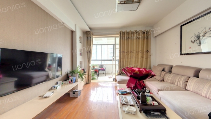 嘉业阳光假日三期二手房实景图