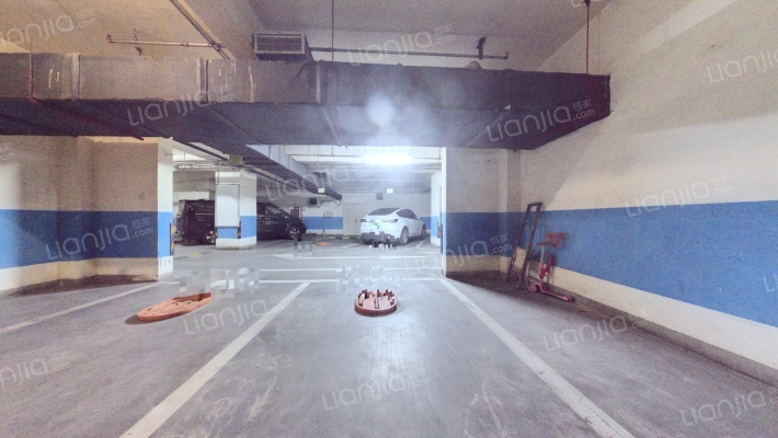 亚奥观典二手房实景图