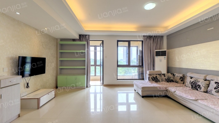 万科城二期二手房实景图