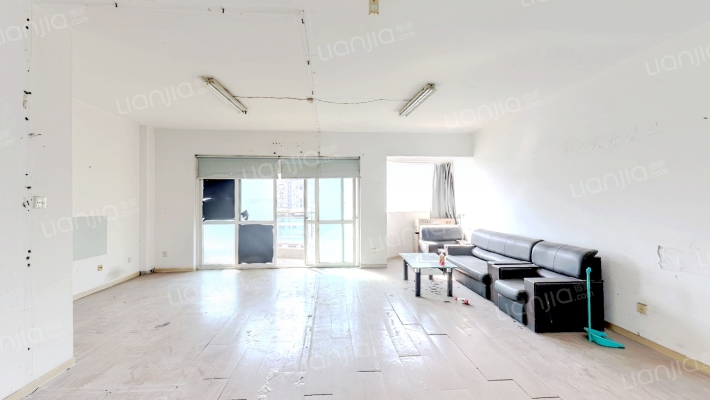 万通玫瑰花园二手房实景图