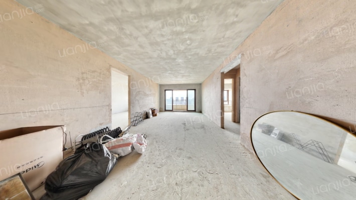 中铁逸都国际E区二手房实景图