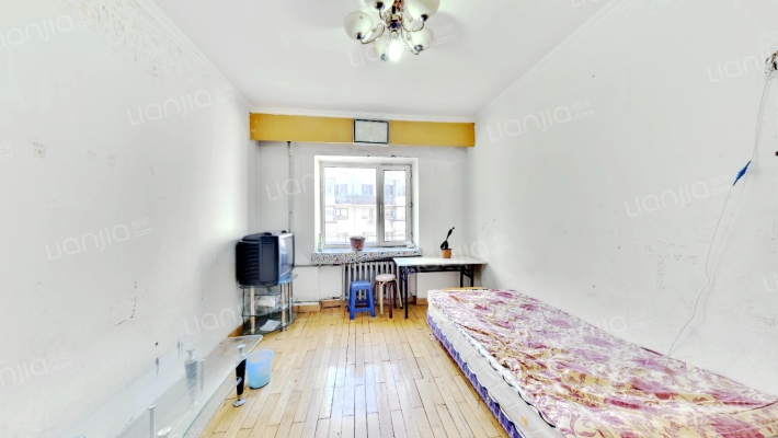 安静街二手房实景图