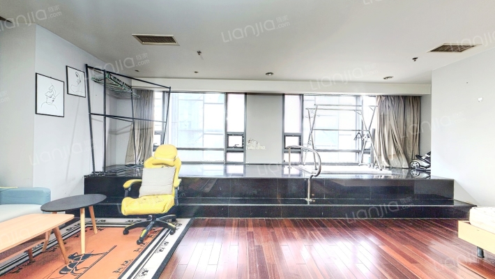 青庭国际公寓二手房实景图