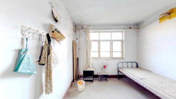 化工厂宿舍二手房实景图