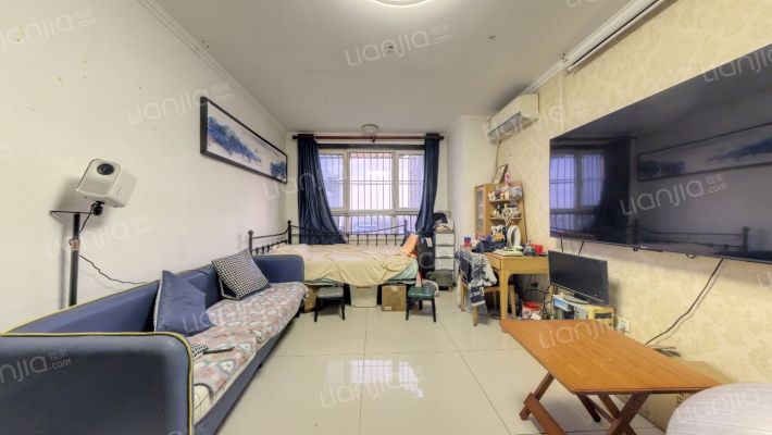 东港龙城三期优仕名苑二手房实景图