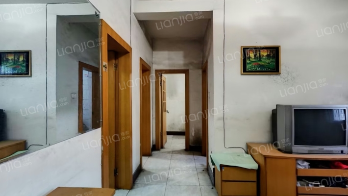 中级法院家属院二手房实景图