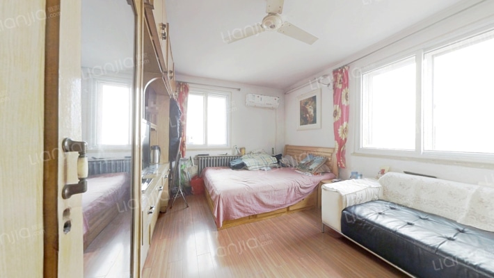 桃园村大街二手房实景图