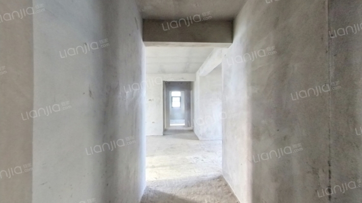 凤凰花园A03春华苑二手房实景图