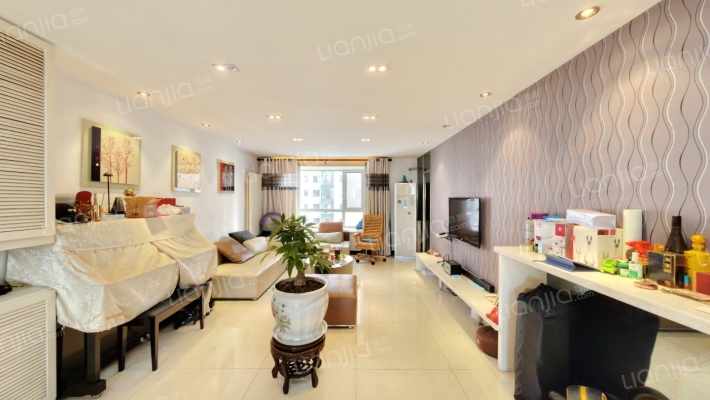 万达广场帝景苑二手房实景图