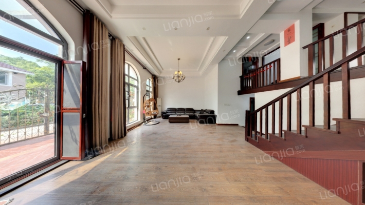 伟阳花园冬园二手房实景图