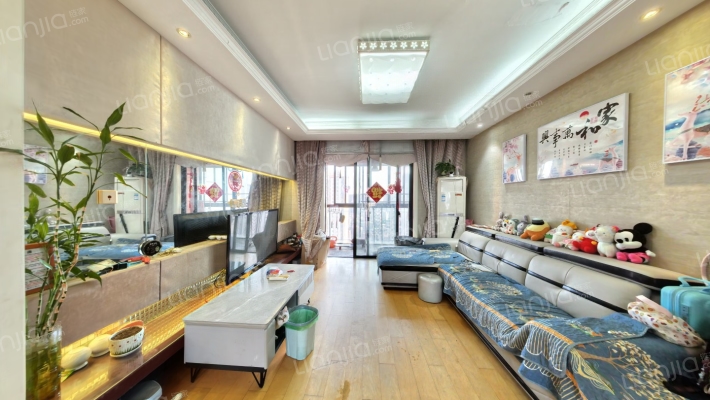 世茂东壹号二手房实景图