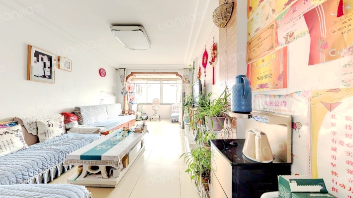 新港花园二手房实景图