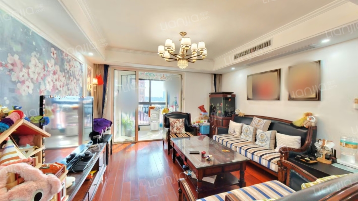 中央景城二手房实景图