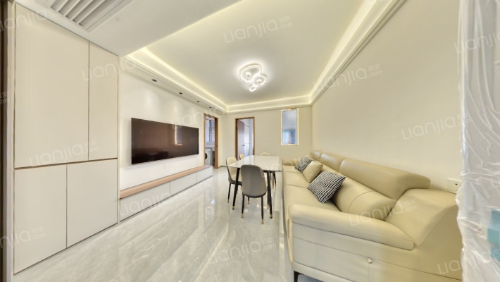 风临国际东座二手房实景图