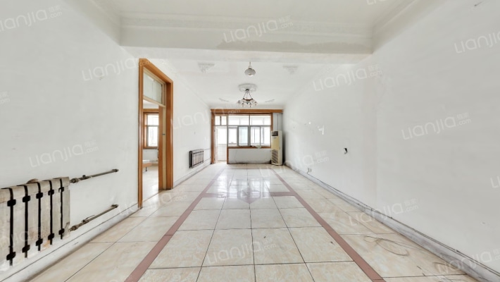 纬六路18号二手房实景图