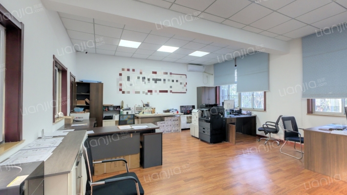 格兰特综合楼二手房实景图