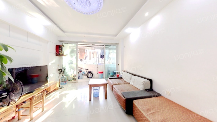 32区二手房实景图